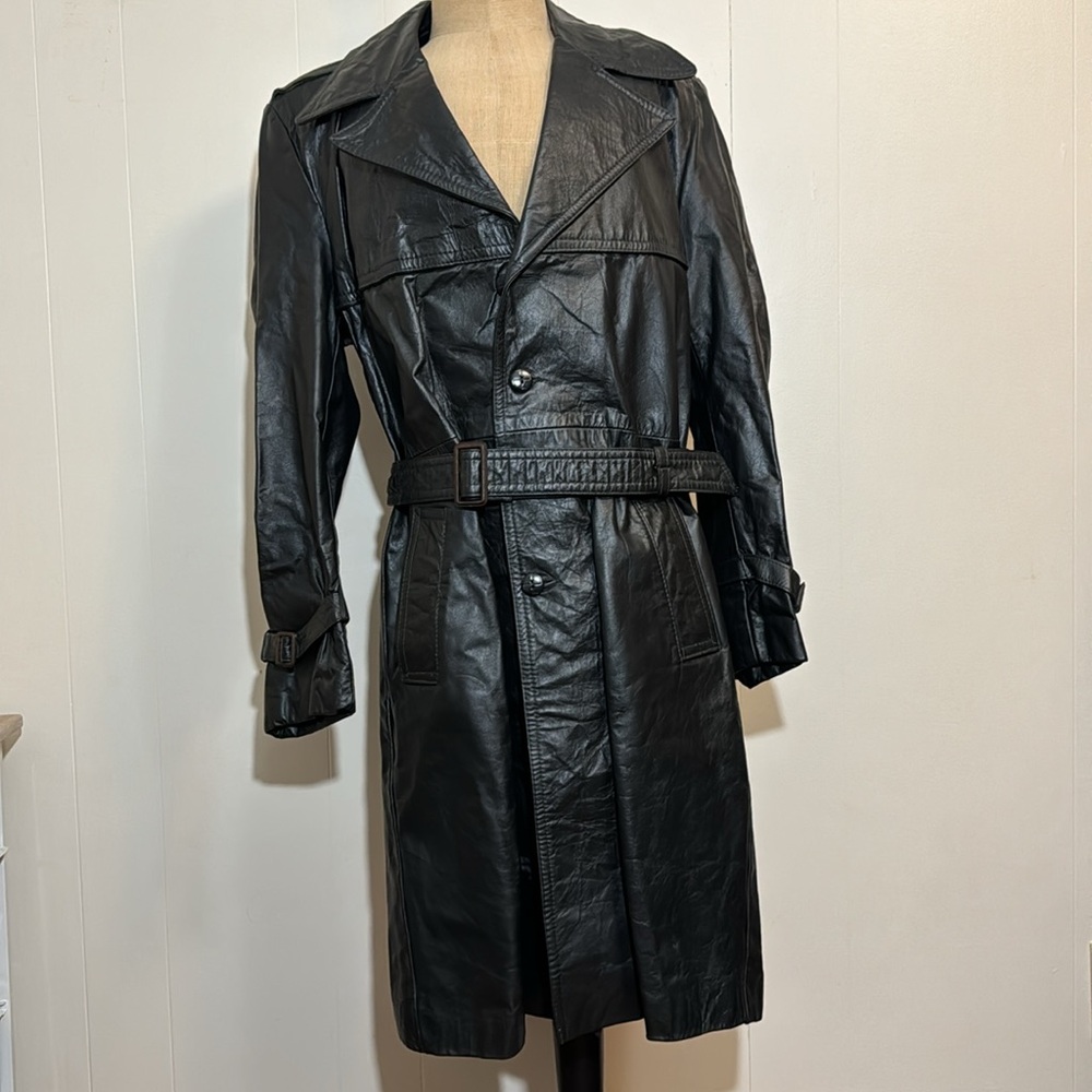 MADE IN ARGENTINA BLACK LEATHER TRENCH COAT sz 40 Med MOB WIFE